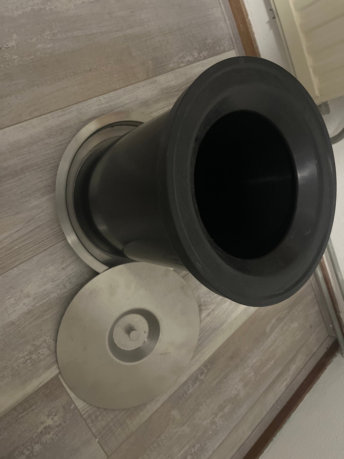 Inbouw vuilnisbak - Handig en ruimtebesparend, Huis en Inrichting, Gebruikt, Ophalen of Verzenden, Minder dan 10 liter, Metaal
