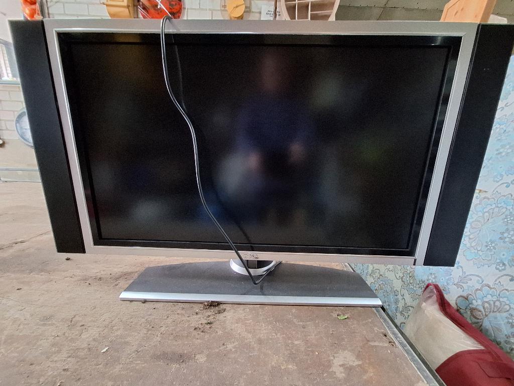 beeldscherm monitor tv, Ophalen, Draaibaar, Gebruikt, Onbekend
