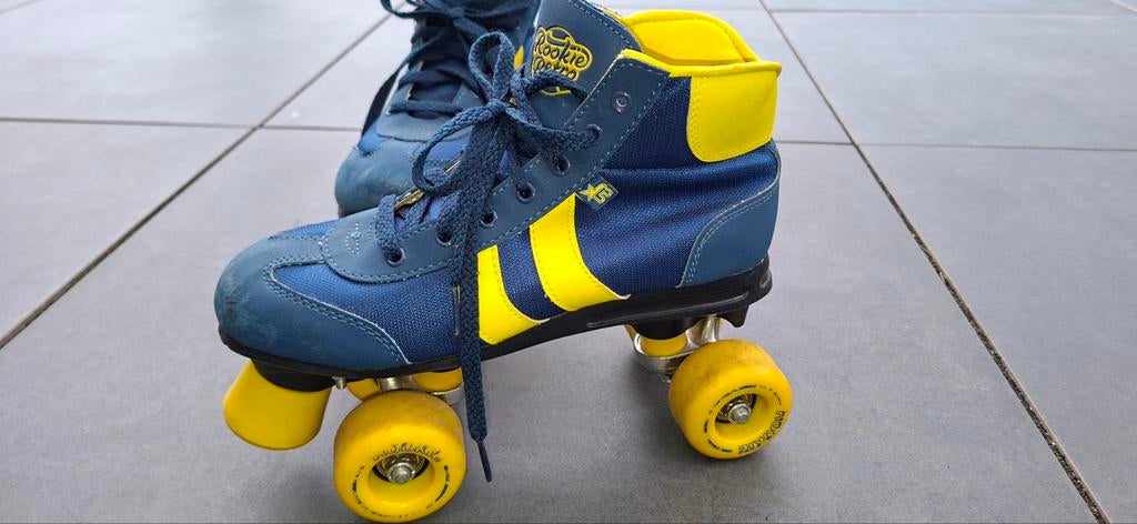 Rookie Retro rolschaatsen rollerskates blauw geel, Overige merken, Overige typen, Ophalen of Verzenden, Zo goed als nieuw