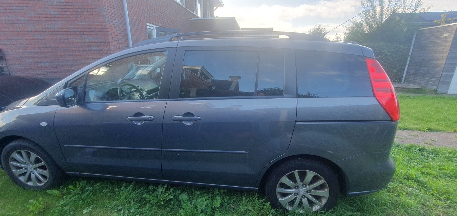 Mazda 5 2.0 2007 Grijs, Auto's, Voorwielaandrijving, 145 pk, Stof, Zwart
