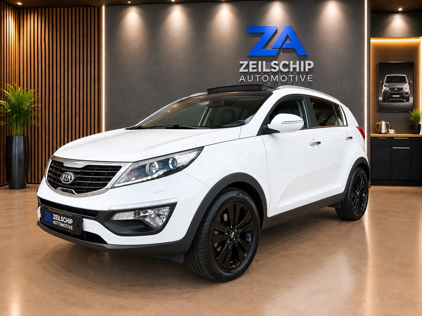 Kia Sportage 2.0 X-clusive Automaat|Navi|Pano|Keyless|Trekha, Auto's, Gebruikt, Zwart, 4 cilinders, 1600 kg