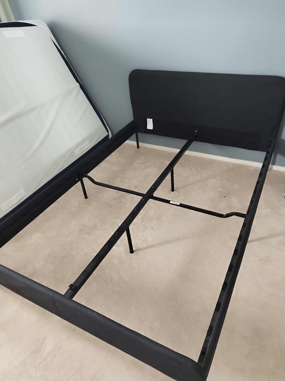 IKEA SLATTUM bed 140x200 cm, Ophalen, Tweepersoons, 140 cm, Zo goed als nieuw