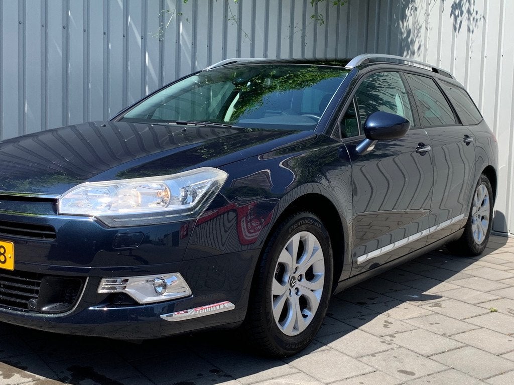 Citroen C5 Tourer 1.6 Business|Navigatie|Panoramadak|, Auto's, Citroën, Voorwielaandrijving, Euro 5, 15 km/l, Gebruikt