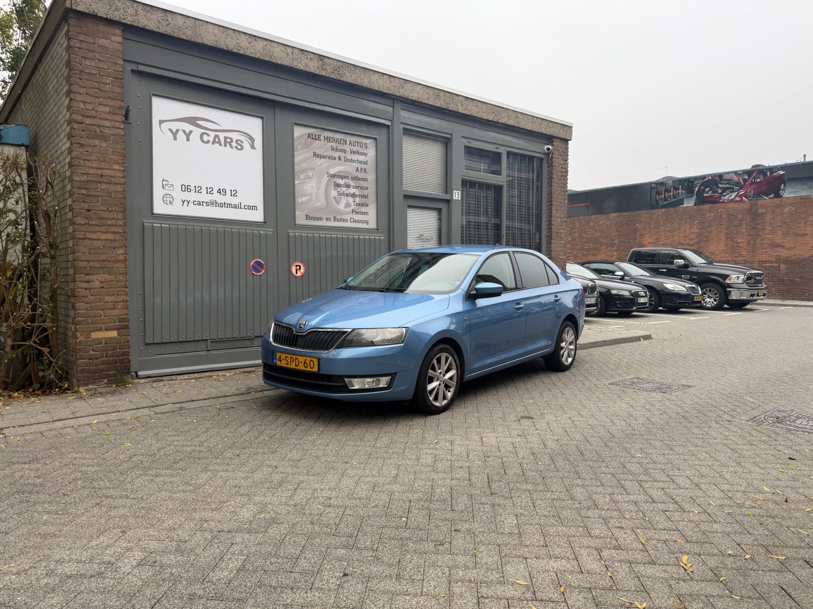 Skoda Rapid 1.2 TSI 63KW 2013 Blauw verkeerd in top staat, Auto's, Voorwielaandrijving, Stof, Zwart, 4 cilinders