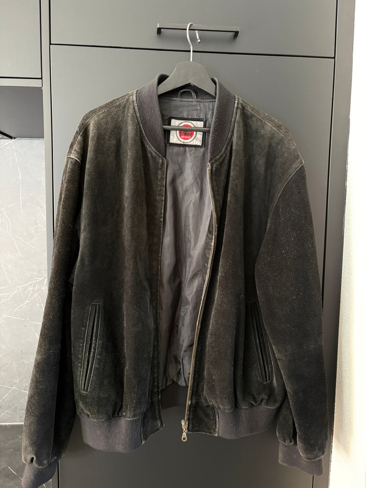 Vintage 90’s Leather Suede Lucky Strike Bomber Jacket size M, Ophalen of Verzenden, Zo goed als nieuw, Maat 52/54 (L), Bruin