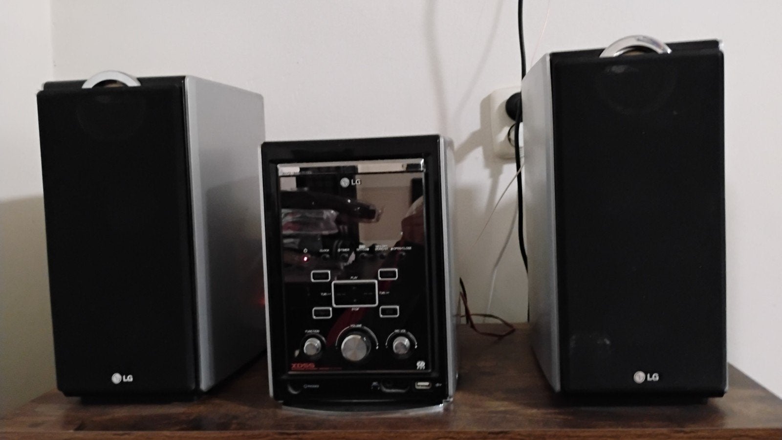 LG Microset met DVD/CD-speler en radio, Overige merken, Gebruikt, Ophalen of Verzenden, Tuner of Radio
