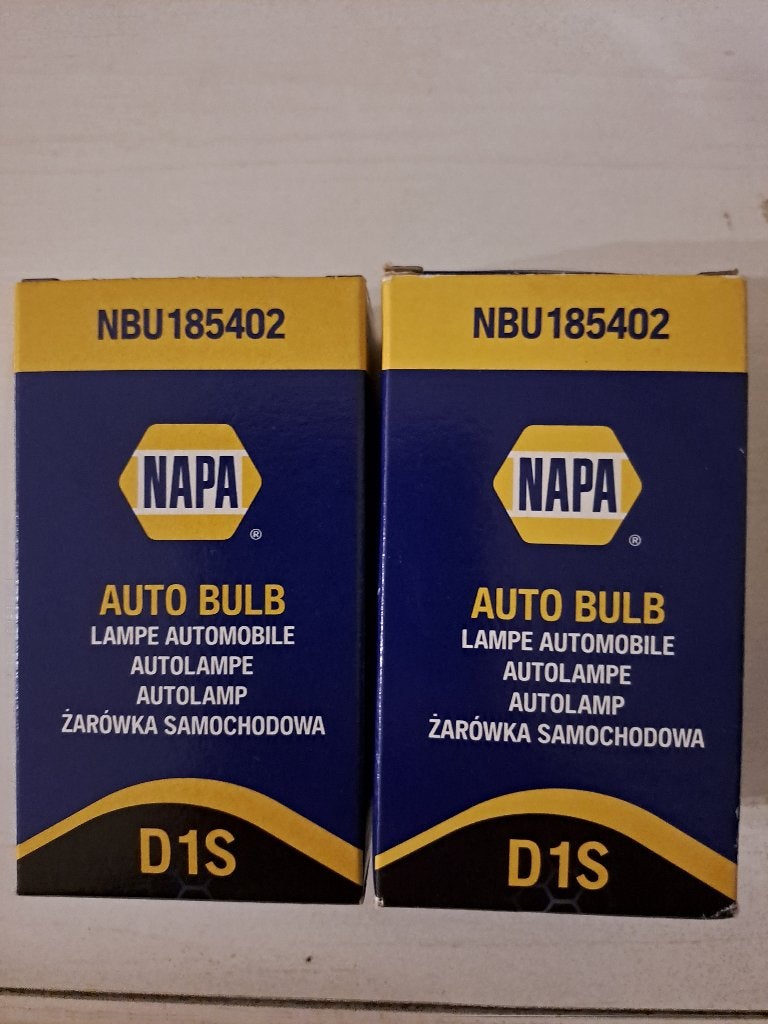 New NAPA D1S Xenon Bulbs (Pair) nbu185402, Ophalen of Verzenden, Nieuw, Skoda