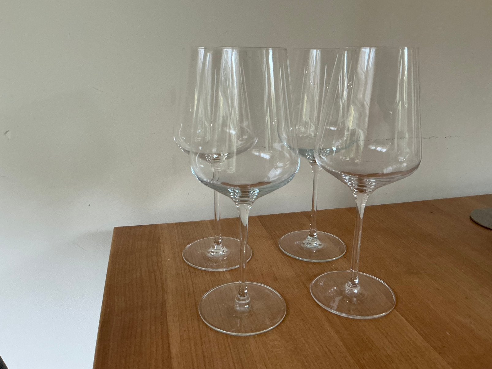 4 VIVO wijnglazen - glas voor rode wijn - wijnglas, Ophalen, Zo goed als nieuw