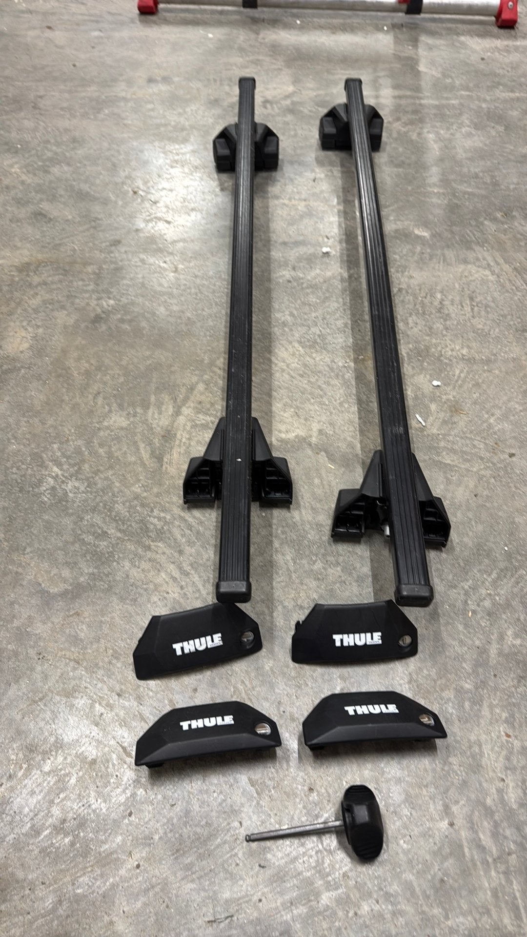 Dakdrager thule ford focus wagon 2019 kit 186052, Ophalen, Zo goed als nieuw