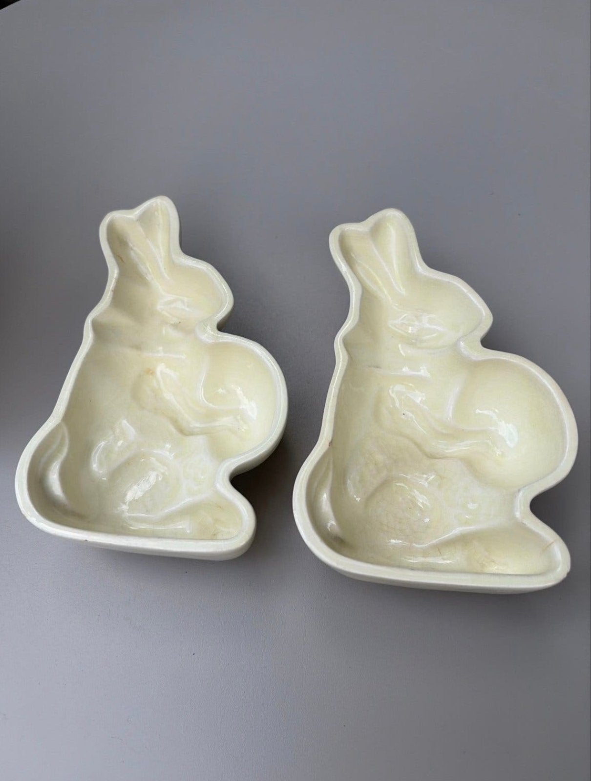 Vintage Goebel Porseleinen Paashaas Schaaltjes (Set van 2), Antiek en Kunst, Ophalen of Verzenden