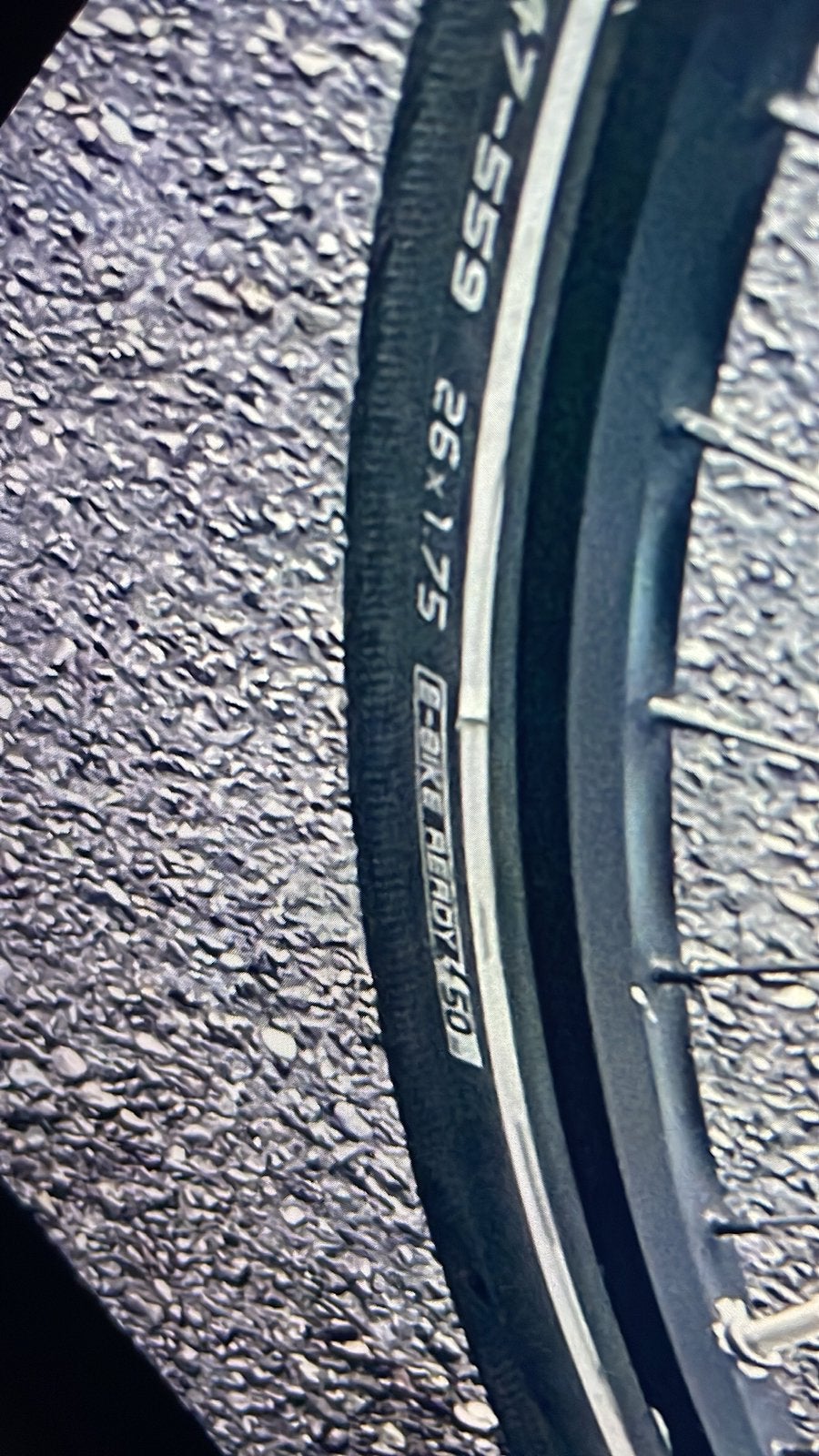 Foto 4 van Cortina fiets met 3 versnellingen/voordrager met krat