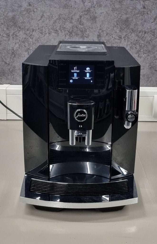 Jura S8 Touchscreen MET GARANTIE EN SERVICEBEURT, Afneembaar waterreservoir, 10 kopjes of meer, Koffiemachine, Ophalen of Verzenden