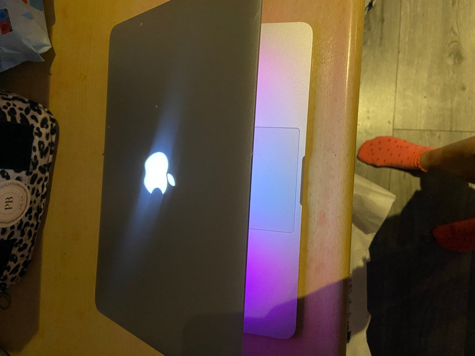 Apple MacBook Pro (Early 2015) - 8 GB RAM met oplader, Gebruikt, 2 tot 3 Ghz, 8 GB, 13 inch