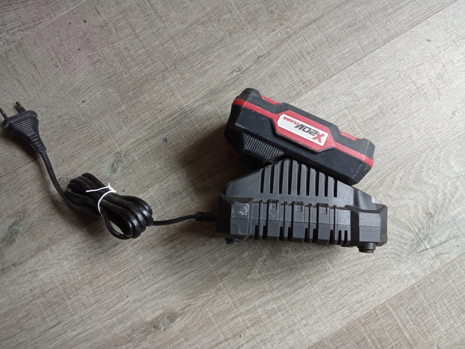 Parkside 20v accu en acculader., Ophalen of Verzenden, Nieuw, Boor- en Schroefmachine