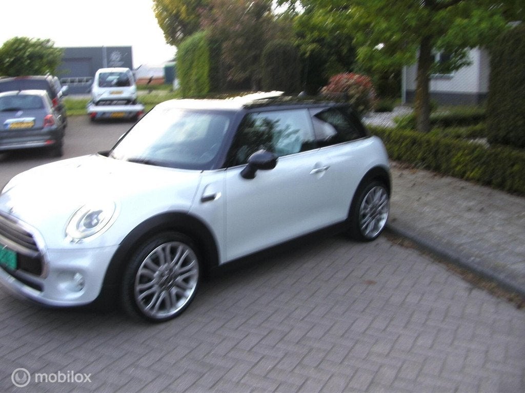 Mini one 1.5d bj 2015 96388 km nap boekjes sleutels kompleet, Auto's, Mini, Voorwielaandrijving, Gebruikt, Overige carrosserieën