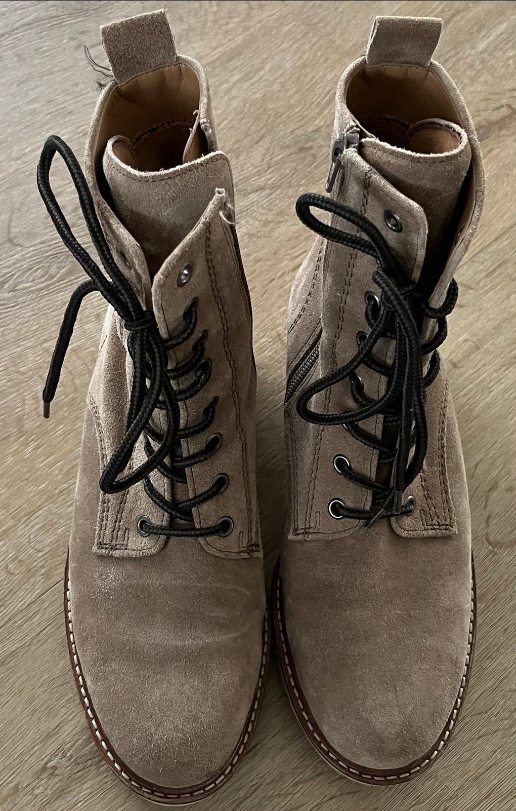 Beige veterlaarsjes maat 36 - Gabor, Kleding | Dames, Ophalen of Verzenden, Gedragen, Beige, Lage of Enkellaarzen