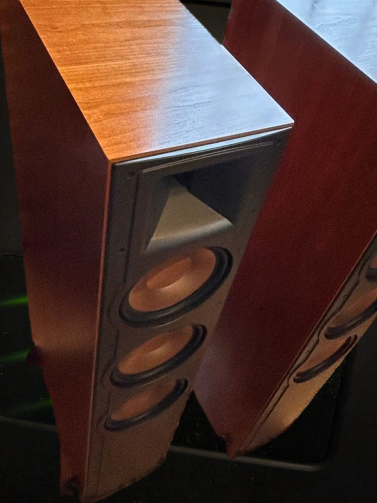 Klipsch RF83 Cherry Set Z.G.A.N, Zo goed als nieuw, 120 watt of meer, Front, Rear of Stereo speakers, Ophalen