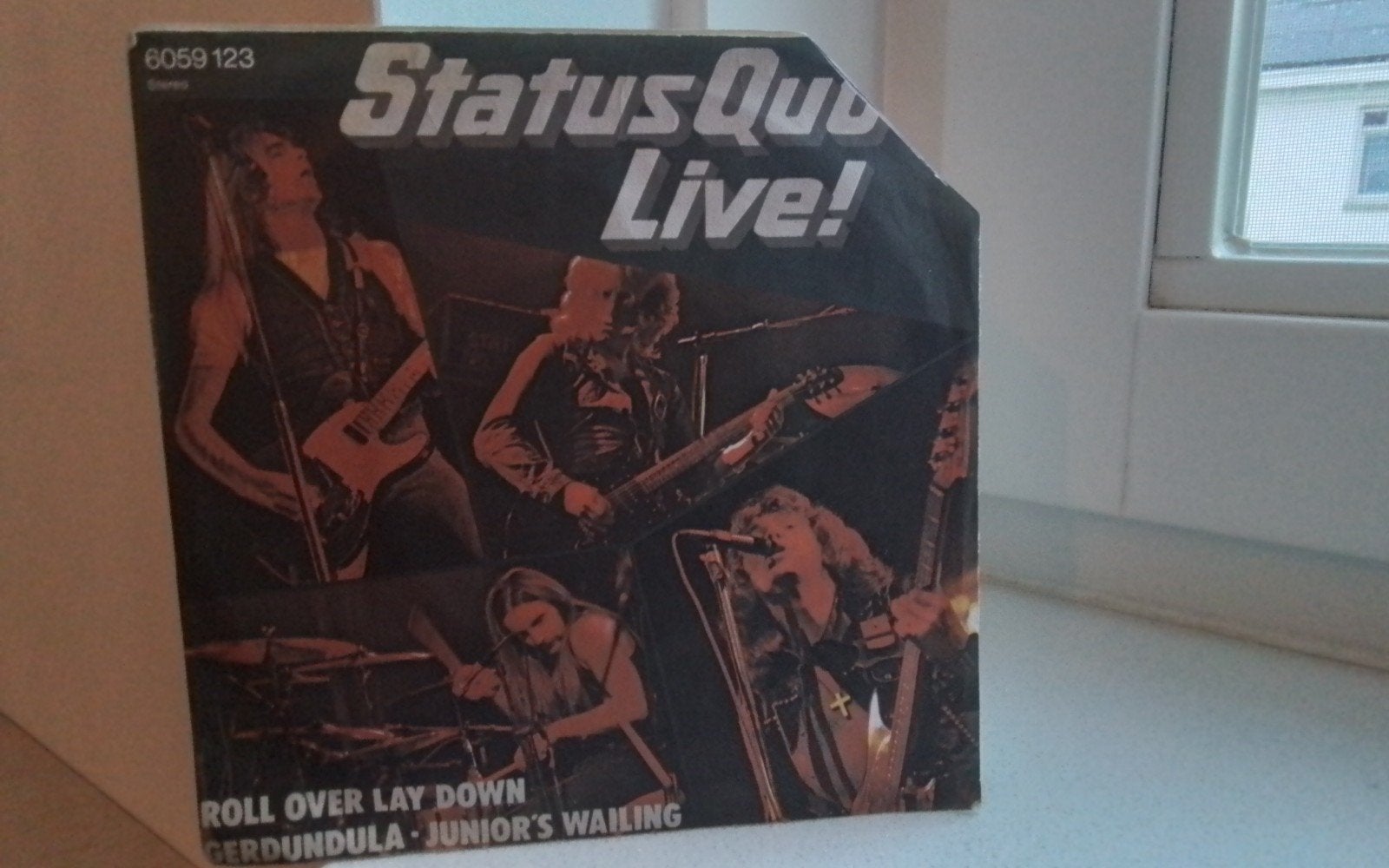 Status Quo - roll over lay down ( live ), Ophalen of Verzenden