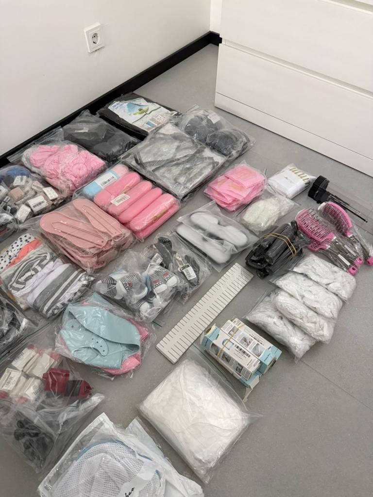 Diverse artikelen te koop, Hobby en Vrije tijd, Kralen en Sieraden maken, Zo goed als nieuw, Kraal, Ophalen of Verzenden