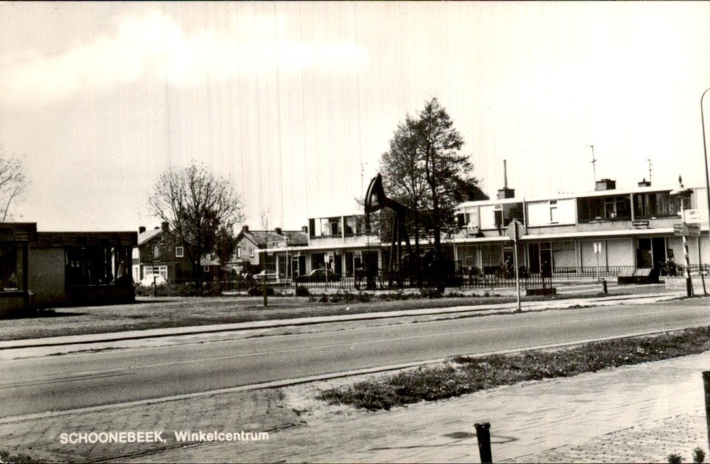Schoonebeek - Winkelcentrum - Oliepomp, Verzamelen, Ophalen of Verzenden, 1960 tot 1980, Ongelopen, Drenthe