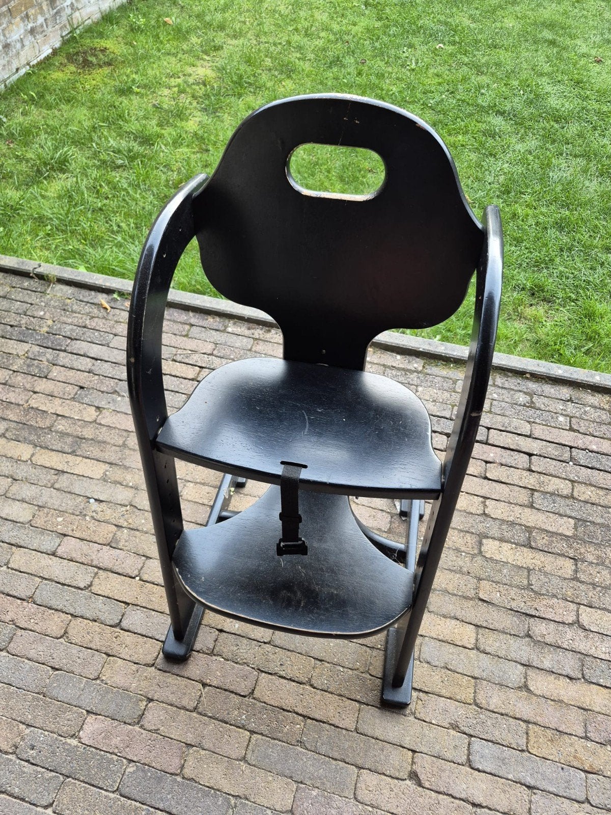 Gratis kinderstoel - Zwart, verstelbaar, Ophalen, Gebruikt, Meegroeistoel, Gordel(s)