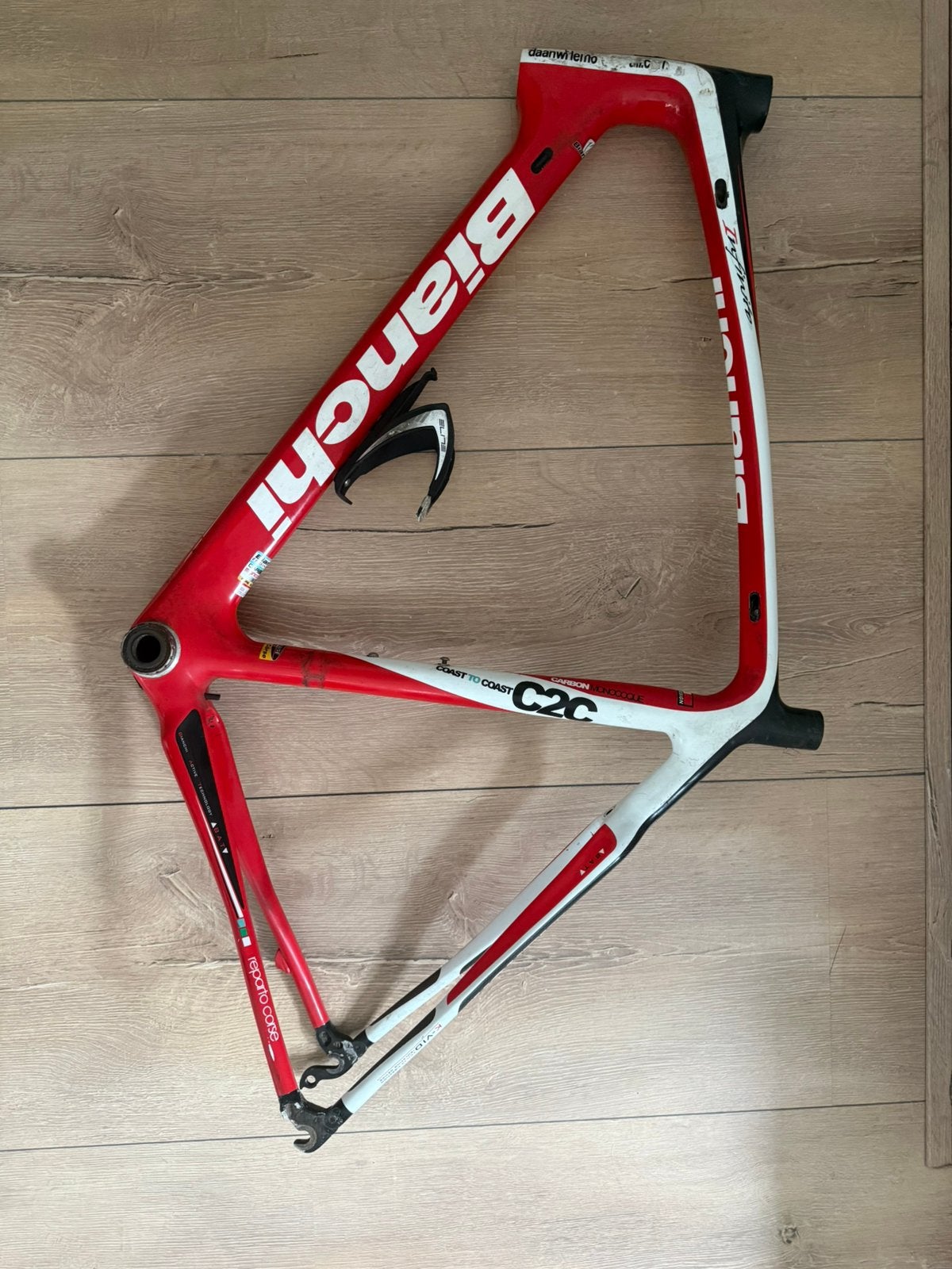 Bianchi CTC frame met beschadiging, Ophalen of Verzenden, Zo goed als nieuw, Frame, Carbon