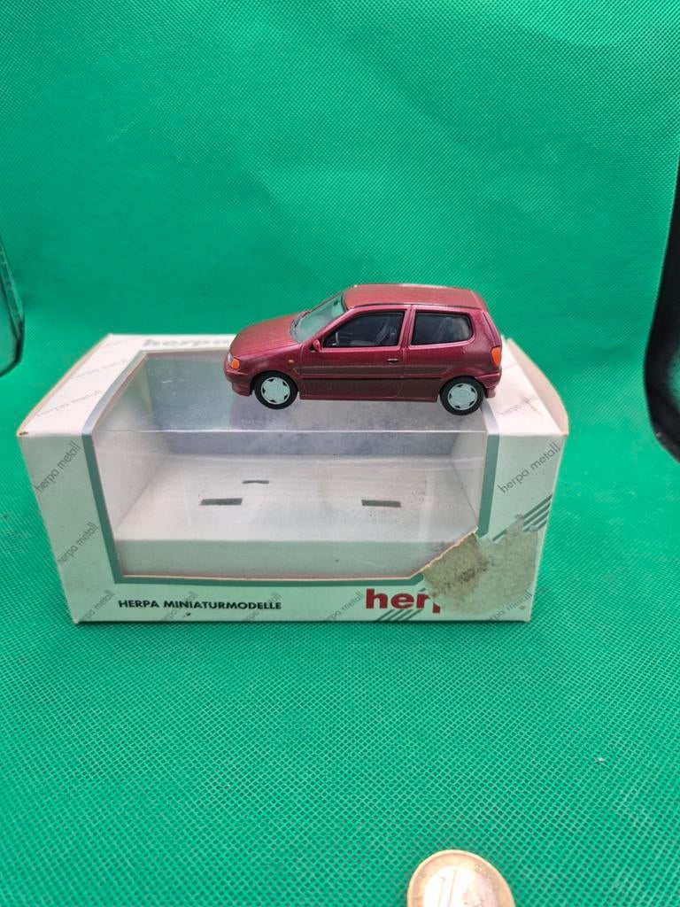 86 vw polo 1/43 Herpa, Hobby en Vrije tijd, Modelauto's | 1:43, Zo goed als nieuw, Auto, Overige merken, Ophalen of Verzenden