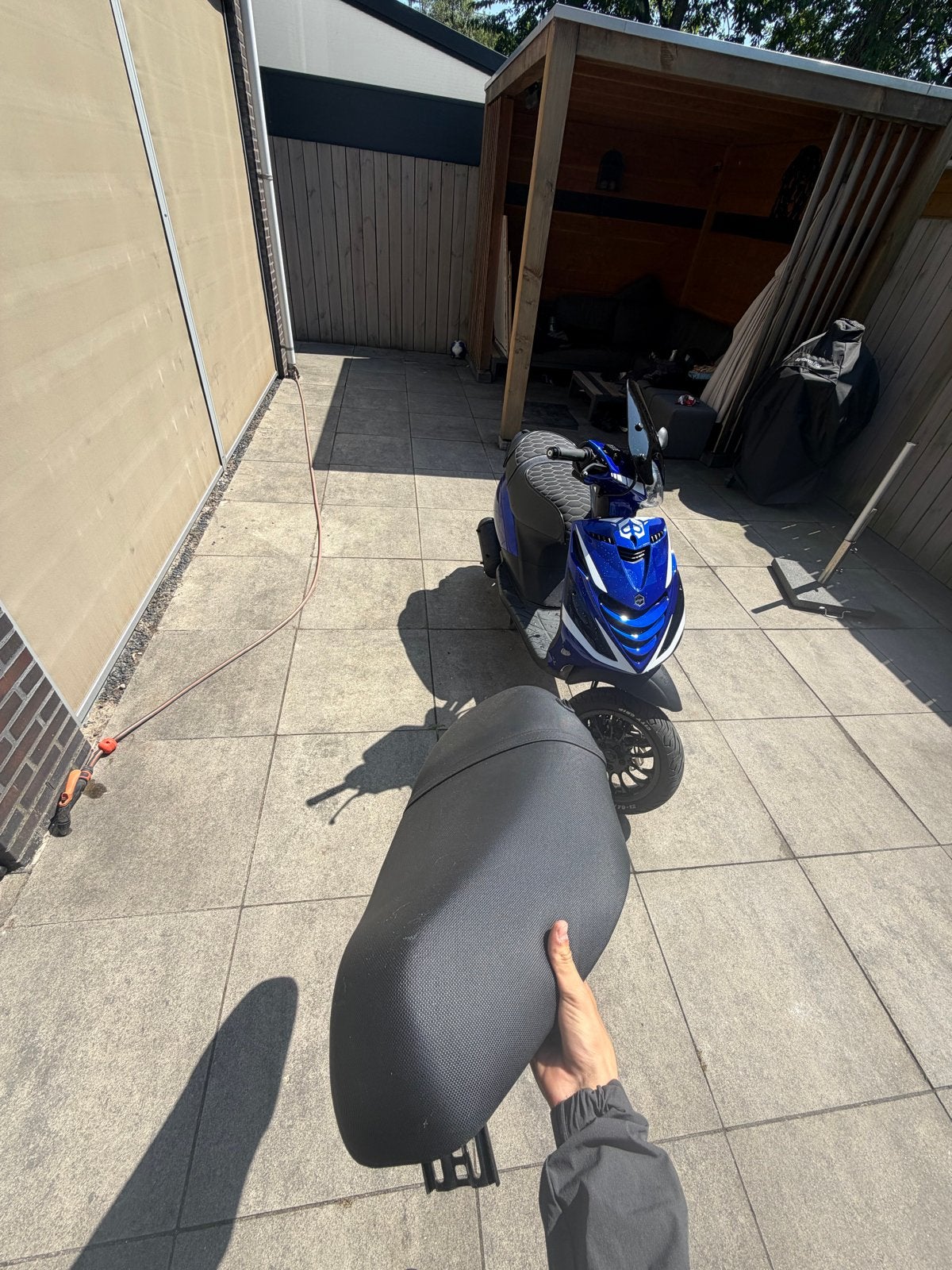 Nieuw zadel voor Piaggio Zip, Fietsen en Brommers, Brommeronderdelen | Scooters, Nieuw, Piaggio, Zadel, Ophalen of Verzenden