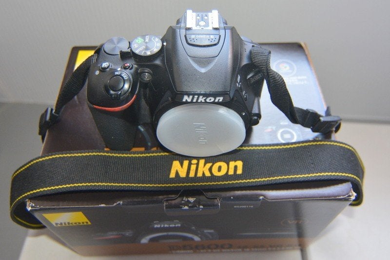NIKON CAMERA D5600, Ophalen of Verzenden, Zo goed als nieuw, Nikon, 24 Megapixel