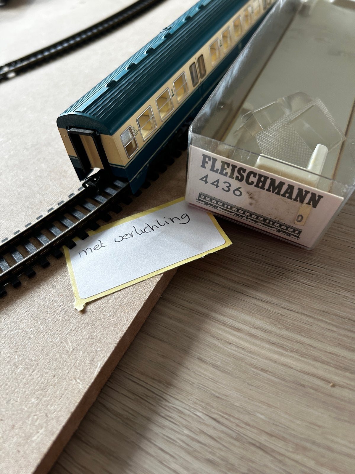 Fleischmann 4436 Intercity wagon DB -OVP getest verlichting, Hobby en Vrije tijd, Verzenden, Zo goed als nieuw, Wagon, Fleischmann