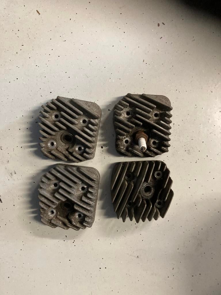 Cilinderkoppen peugeot 2T buxy speedake vivacity, Fietsen en Brommers, Ophalen of Verzenden, Gebruikt, Peugeot