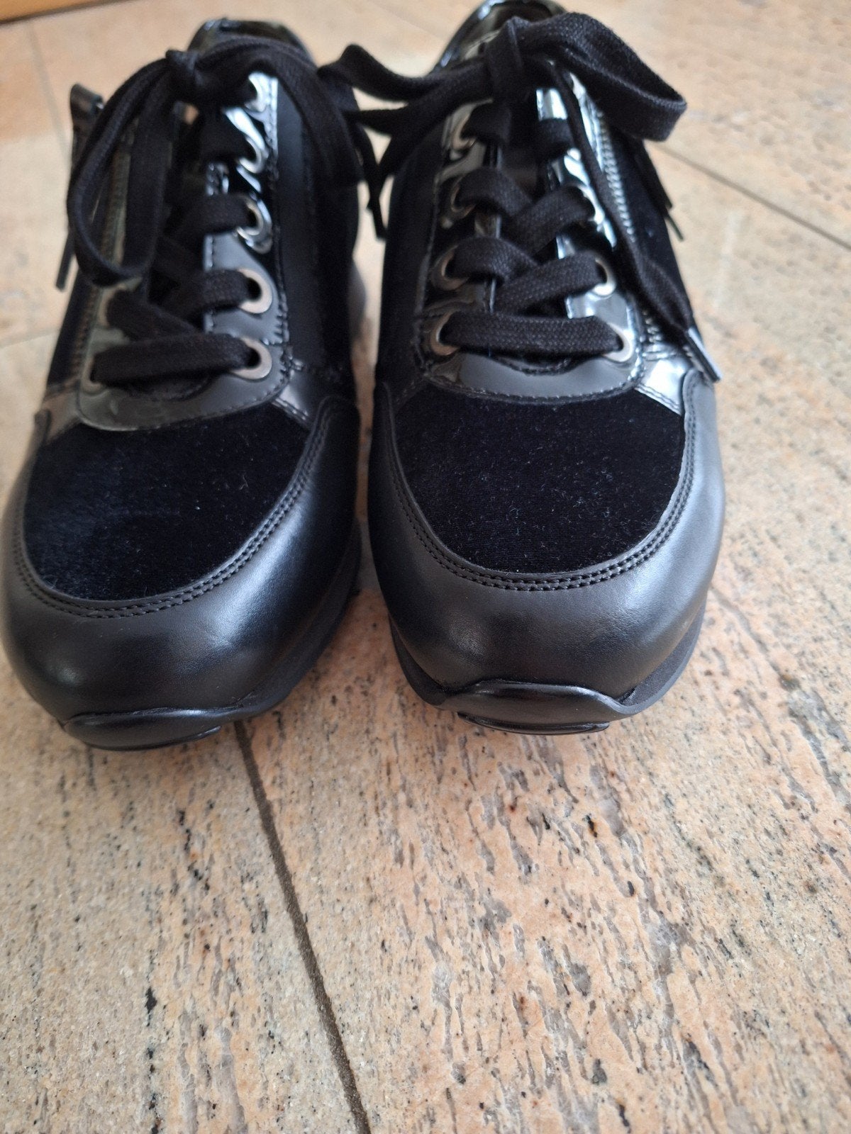 Nieuwstaat Gabor zwarte suède/leren sneakers - Maat 39, Ophalen