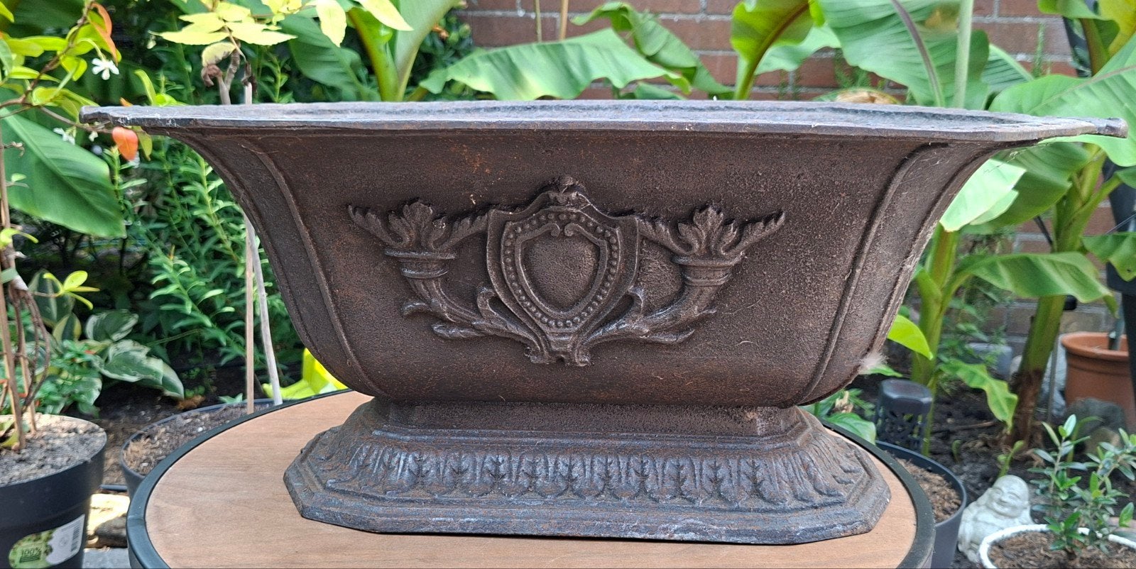 Antieke gietzeren Jardinière (19e Eeuw) – Fonderie Hoochuy, Ophalen