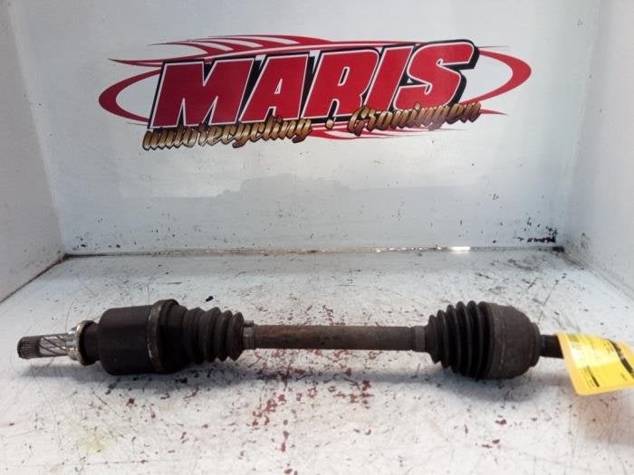 Aandrijfas links-voor van een Renault Clio, Gebruikt, -, Renault, -