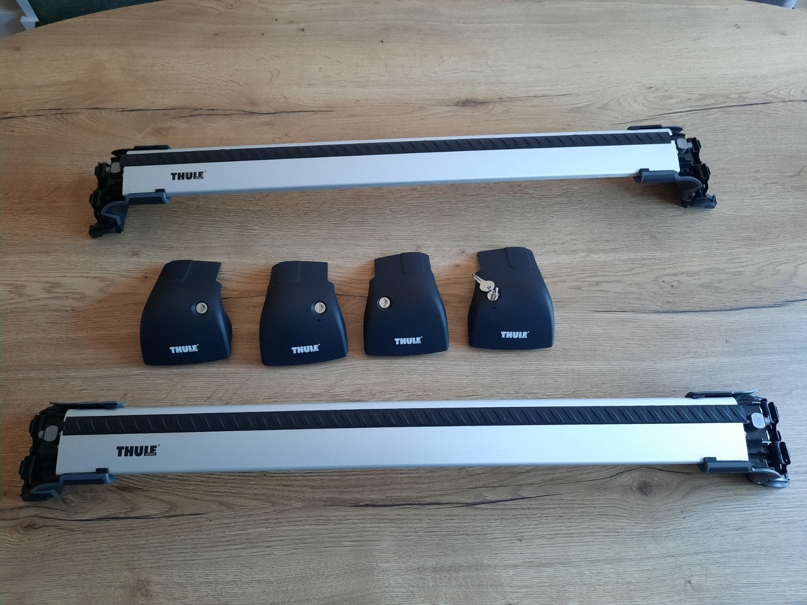 Thule WingBar Edge 9591 + Thule Kit 4025, Auto diversen, Dakdragers, Ophalen, Zo goed als nieuw