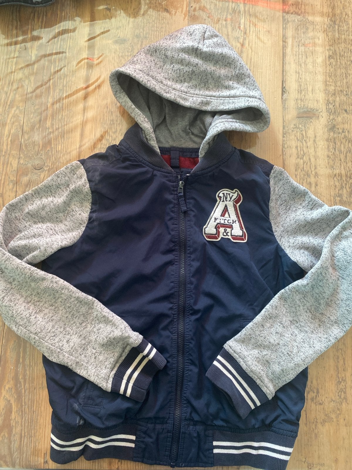 Stoere Abercrombie & Fitch jas met capuchon 158, Ophalen of Verzenden, Gebruikt, Jongen