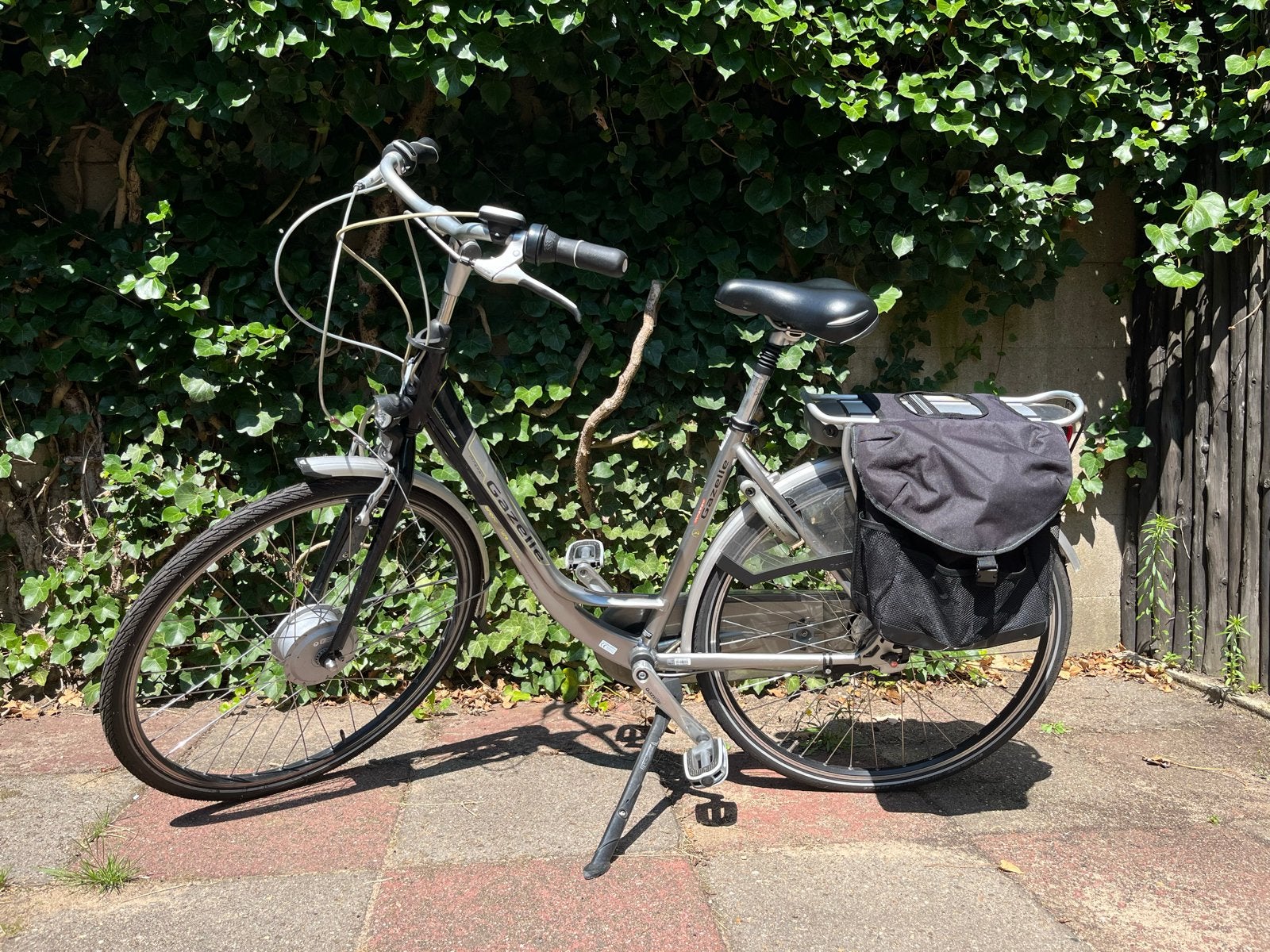 Gazelle elektrische fiets met 7 versnellingen en oplader, Ophalen, Gebruikt, 47 tot 51 cm, Gazelle