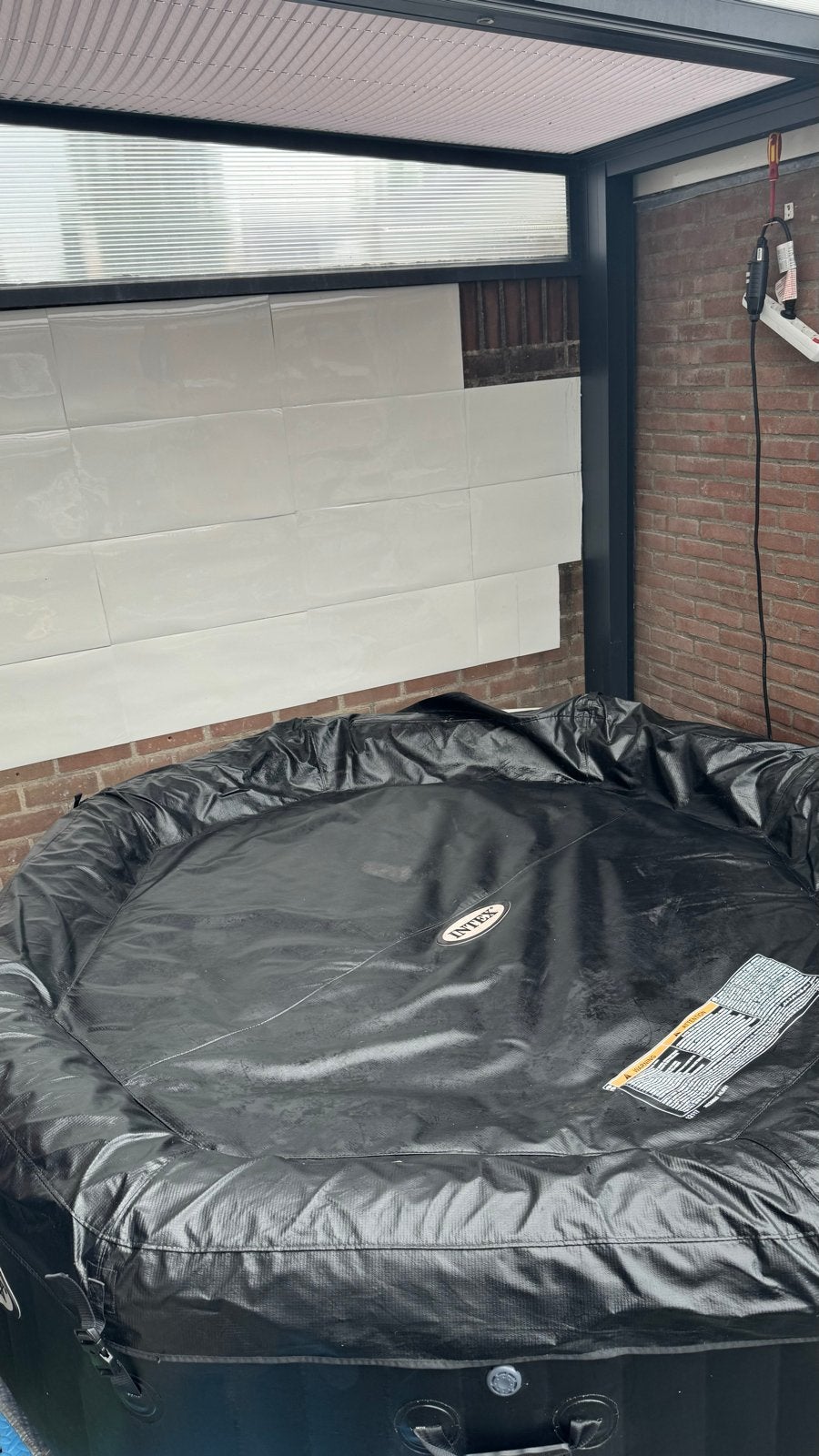 Intex Opblaasbare Jacuzzi 8 Persoons met Zoutwatersysteem, 200 tot 300 cm, Opblaaszwembad, 80 tot 120 cm, Rond