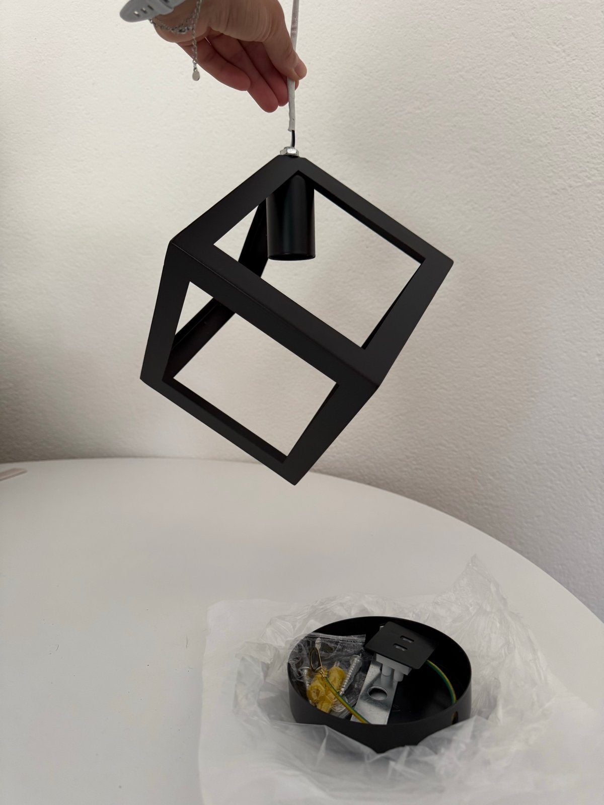 Moderne Zwarte Kubus Plafondlampen 4x- Nieuw in Verpakking, Ophalen, Nieuw, Metaal, E27 (groot)