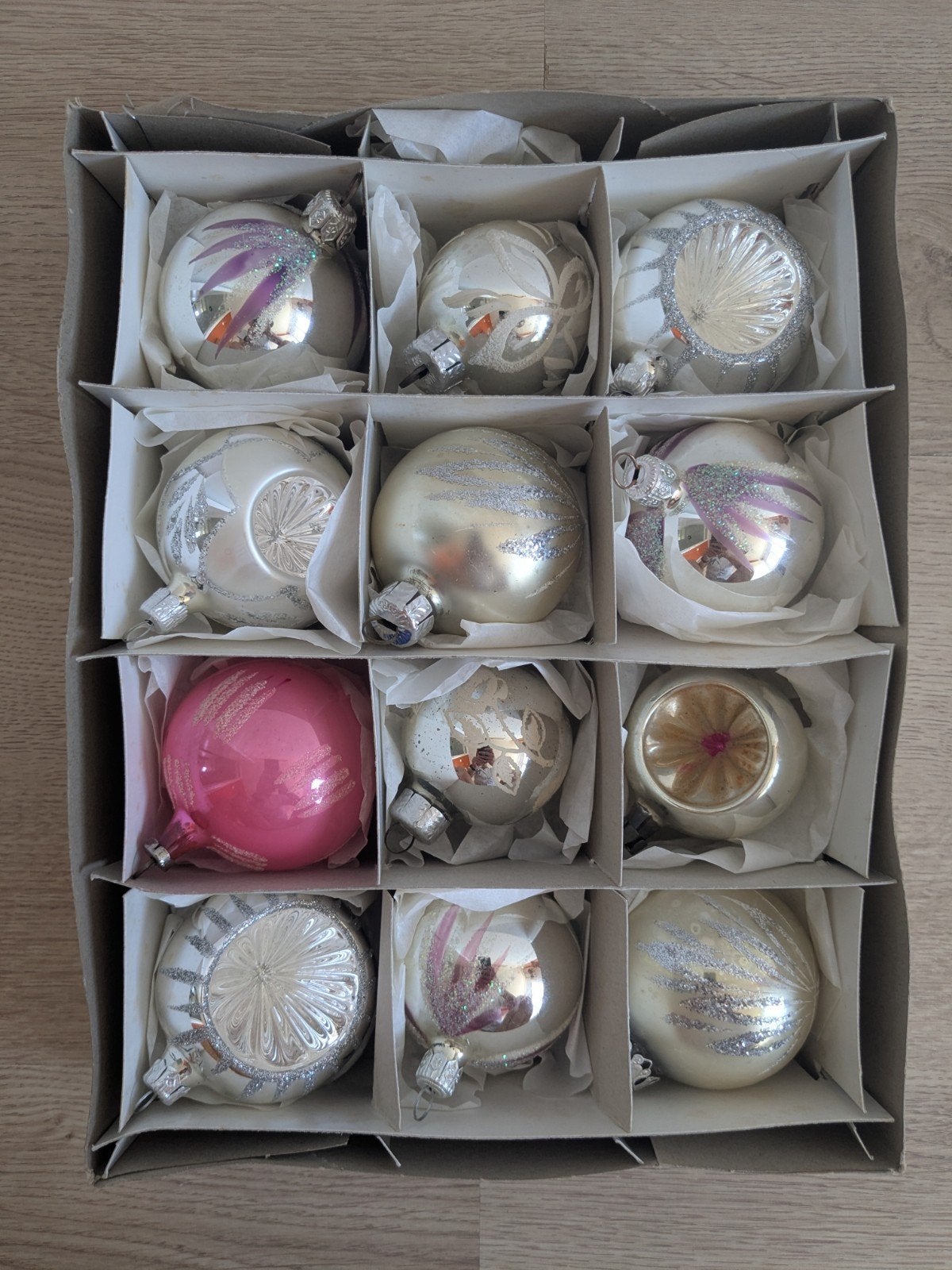 antieke en vintage kerstballen, Ophalen