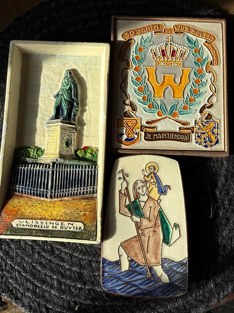 Vintage Tegels en Reliëf: Vlissingen, 30 Jaar W. Beeld, Ophalen of Verzenden