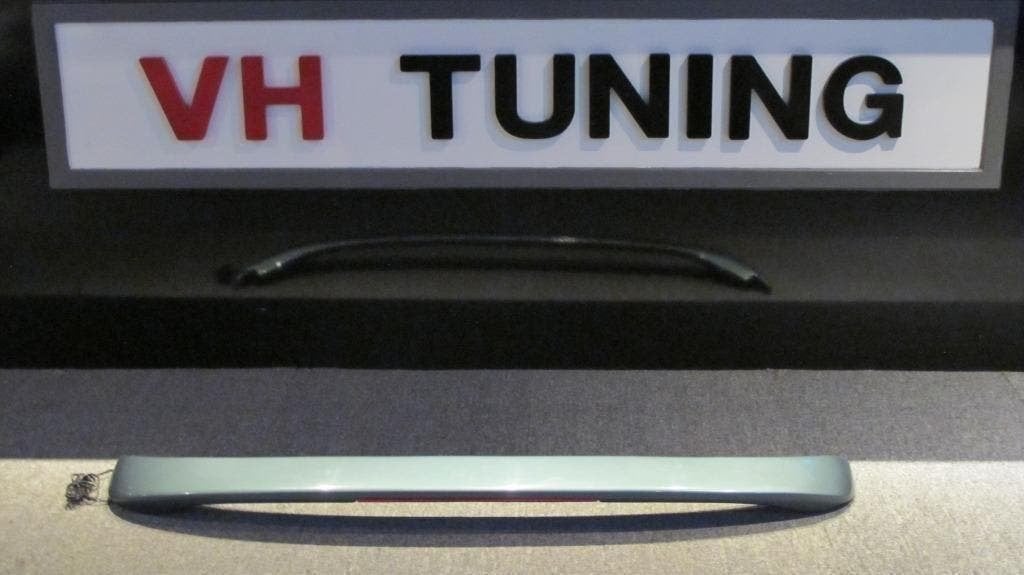 Toyota Corolla sedan kofferbakspoiler met 3e remlicht, Ophalen of Verzenden