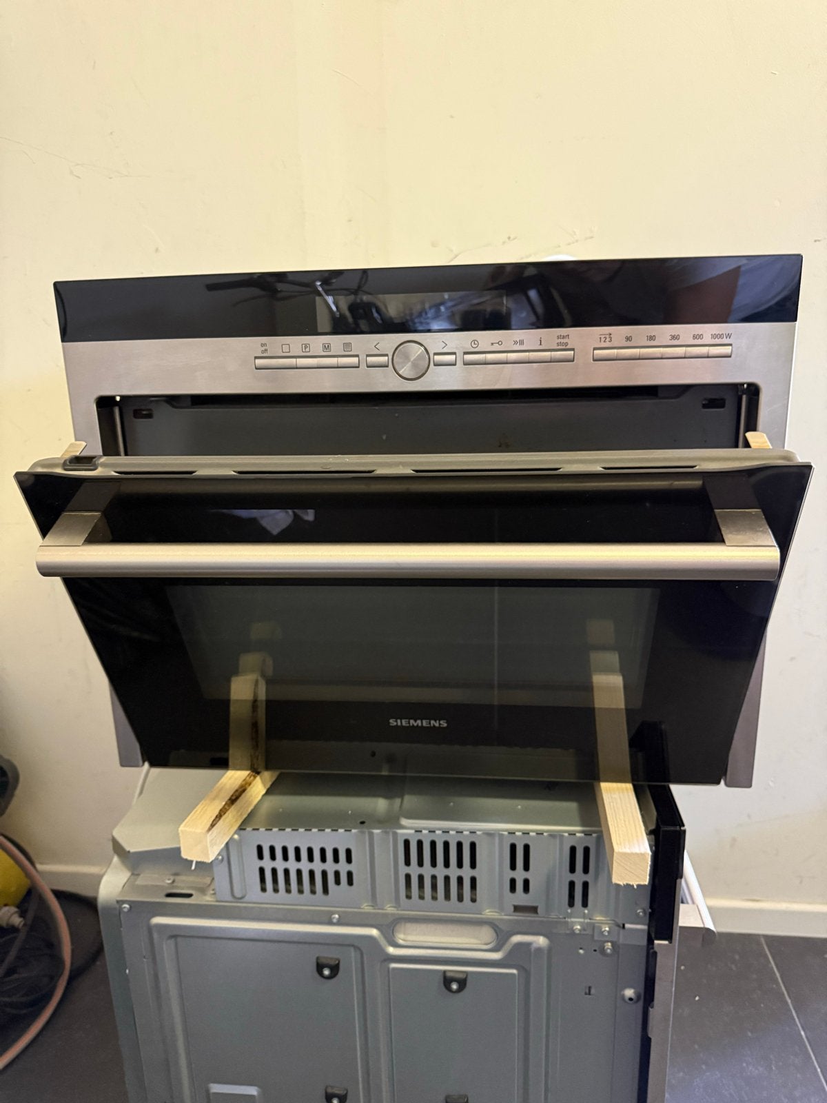 Siemens Combi-oven HB86P572, Ophalen, 45 tot 50 cm, Hete lucht, 60 cm of meer
