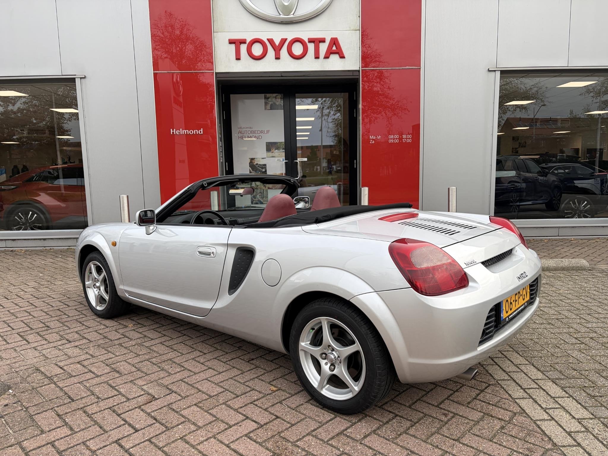 Toyota MR 2 1.8-16v VVT-i, Dealer onderhouden, Gebruikt, 4 cilinders, Cabriolet