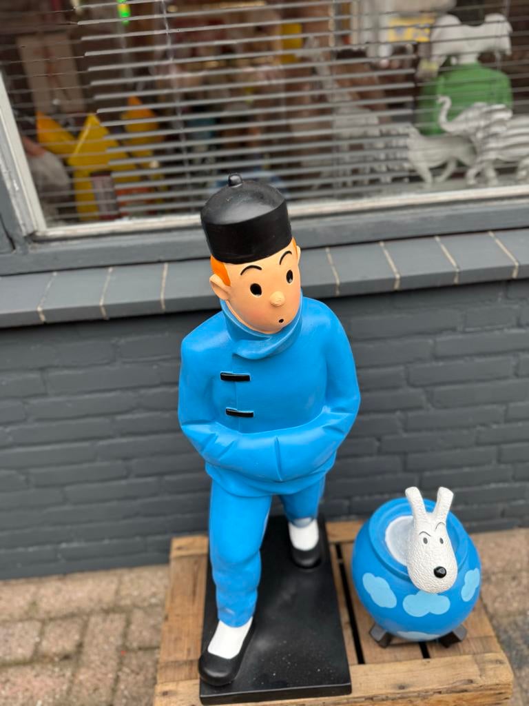 Kuifje en Bobbie beeld - de Blauwe Lotus, Verzamelen, Beelden en Beeldjes, Ophalen, Zo goed als nieuw, Mens