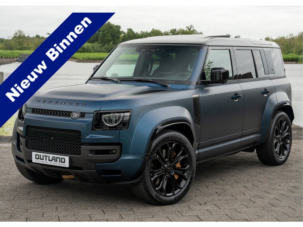 Land Rover Defender 110 P635 Octa | Sargasso Blue Satin | Ca, Auto's, Land Rover, Automaat, Gebruikt, 2585 kg, Defender