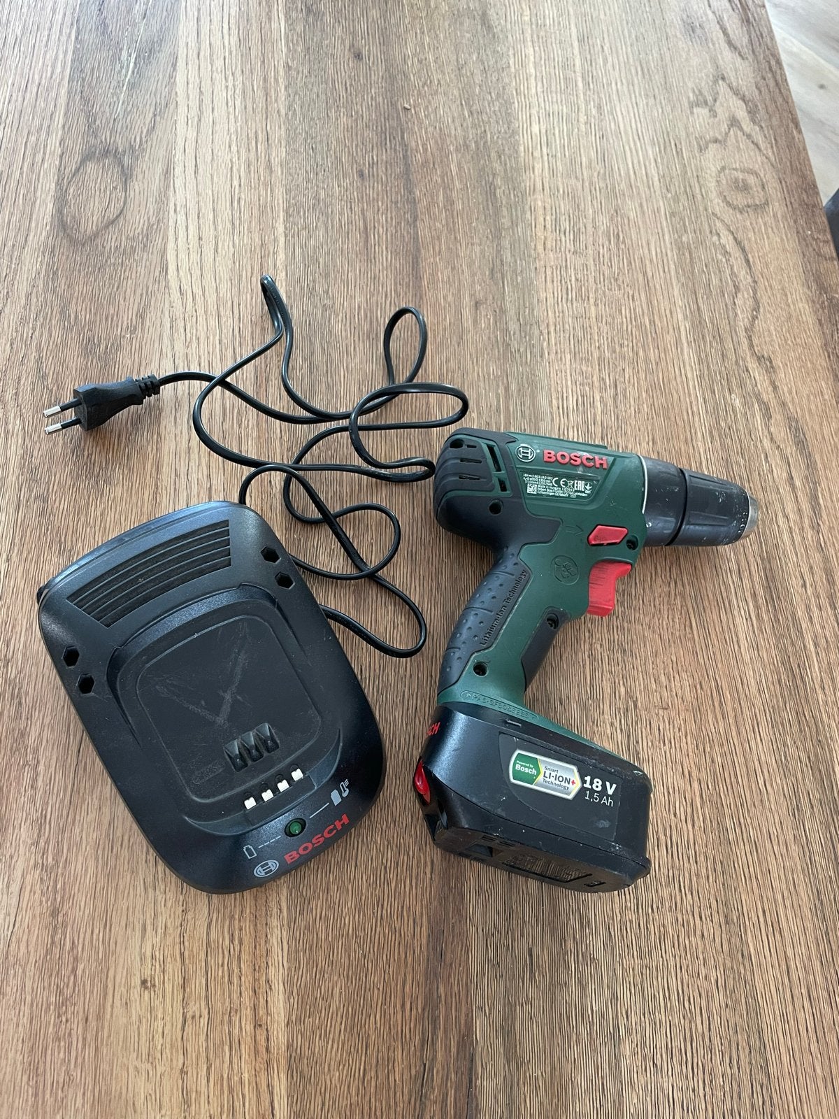 Bosch PSR 1810 LI-2 Accuboormachine met oplader