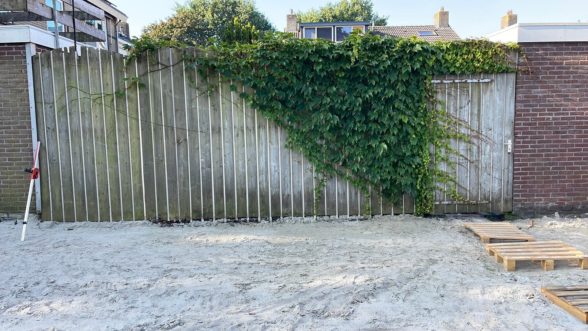 Gratis 7 meter schutting poort 120, Ophalen, Zo goed als nieuw, Hout