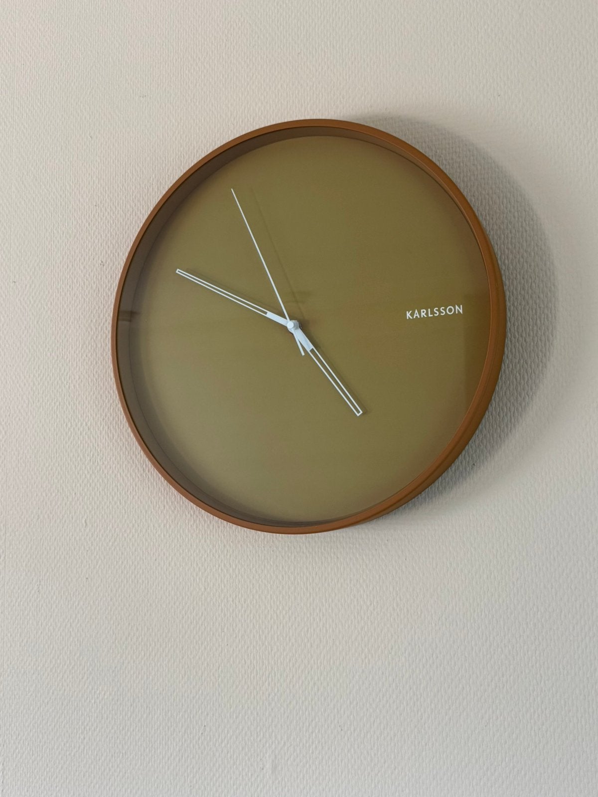 Klok Karlsson, Wandklok, Analoog, Ophalen of Verzenden, Zo goed als nieuw