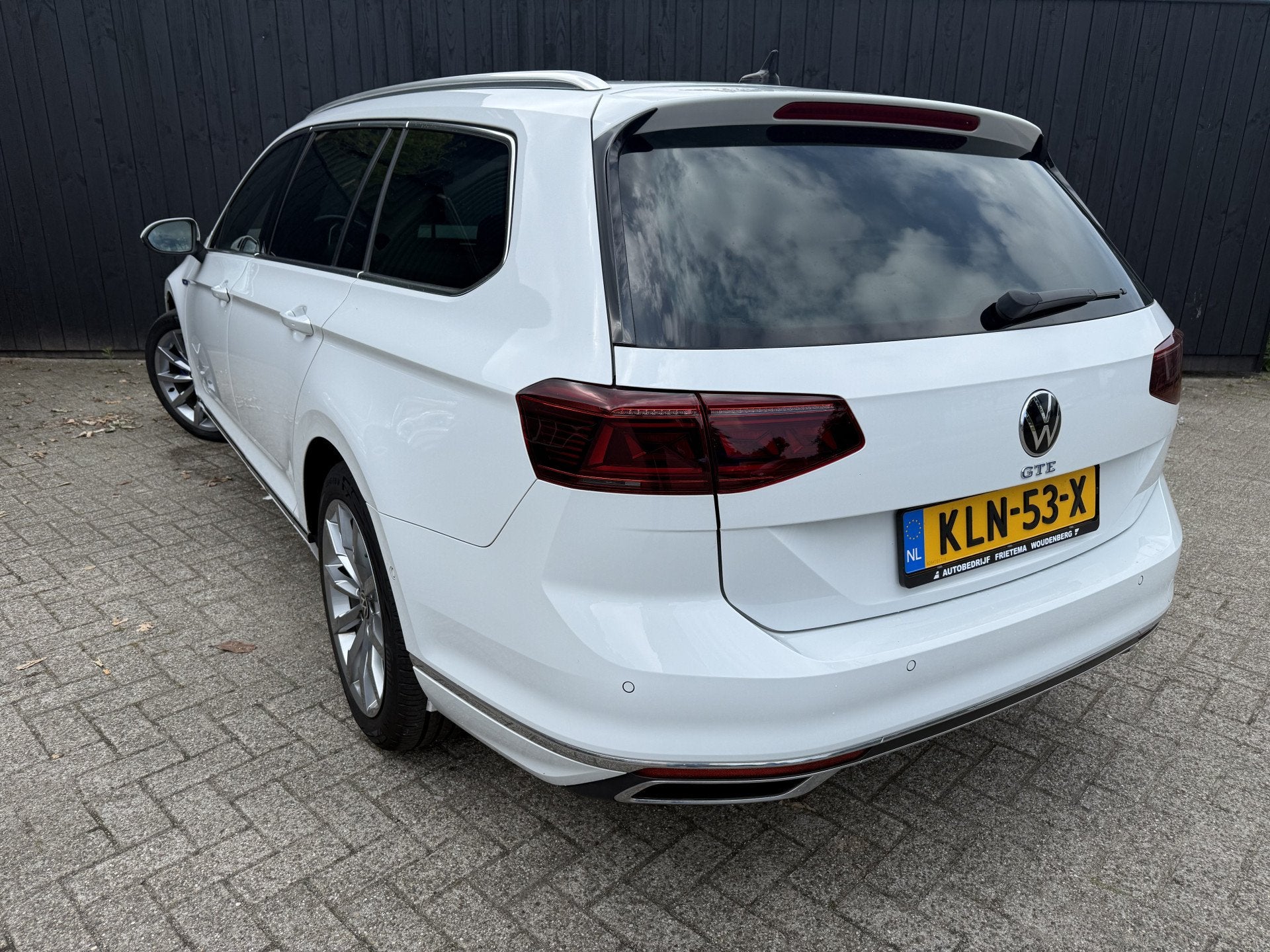 Volkswagen Passat Variant 1.4 TSI PHEV GTE Business, 12 maanden, Gebruikt, 4 cilinders, Wit